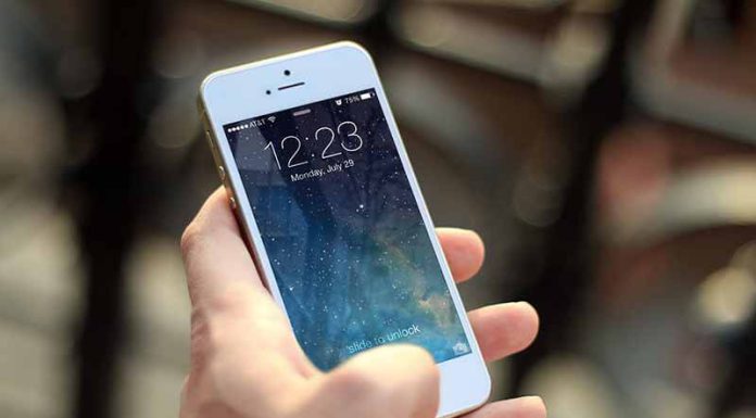 اندروید 8 برای گوشی HTC U11 Life عرضه شد