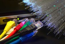 معاون تجاری شرکت مخابرات: تعرفه اینترنت فیبر نوری و ADSL بایستی یکسان باشد