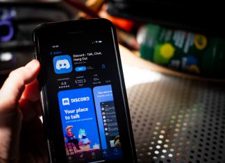 دیسکورد چیست و چه قابلیتهایی ارائه میدهد؟