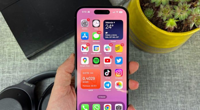 اپل احتمالا زبان طراحی آیفون 5c را در آیفون ۱۵ زنده میکند