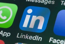 هوش مصنوعی جدید لینکدین ساخت پروفایلهای جذاب را سادهتر میکند