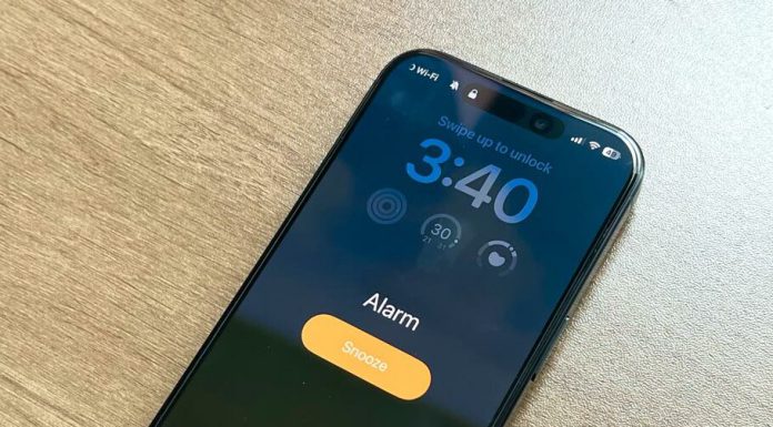زنگ هشدار آیفون برای برخی کاربران غیرفعال شده است؛ اپل مشکل را برطرف میکند