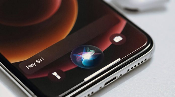 اظهارات جالب صداپیشه اصلی سیری؛ اپل پولی به او پرداخت نکرده است