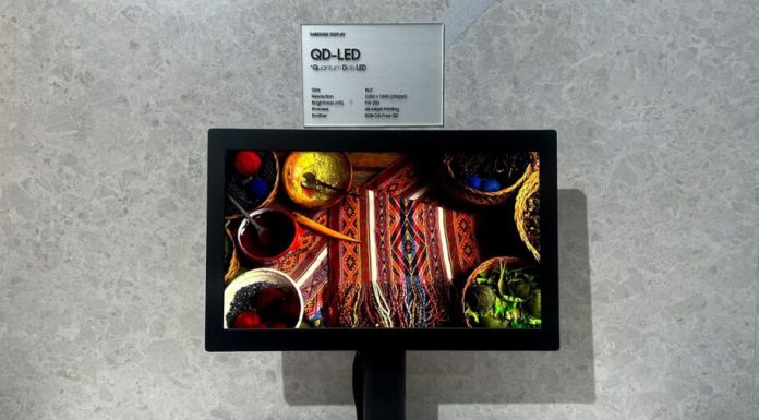 سامسونگ از اولین نمایشگر QD-LED جهان رونمایی کرد