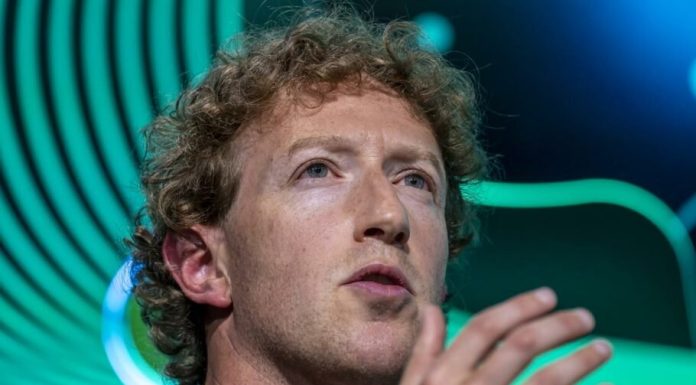 هدف مارک زاکربرگ برای یک دهه آینده ساخت پلتفرمهای متنباز است