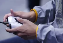 بلومبرگ: سونی برای رقابت با نینتندو سوییچ کنسول دستی میسازد