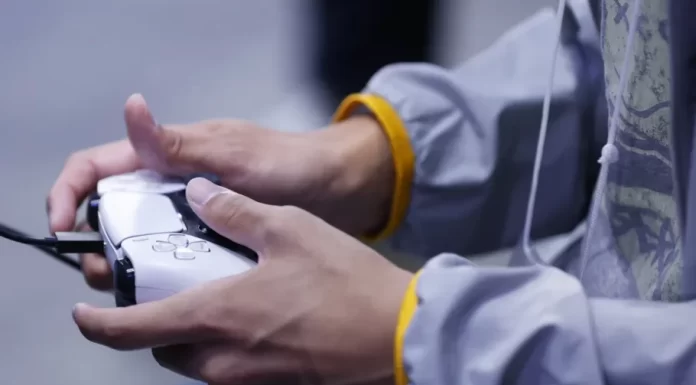 بلومبرگ: سونی برای رقابت با نینتندو سوییچ کنسول دستی میسازد