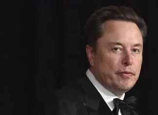 مدیرعامل تیکتاک برای بررسی مواضع ترامپ، با ایلان ماسک تماس گرفت