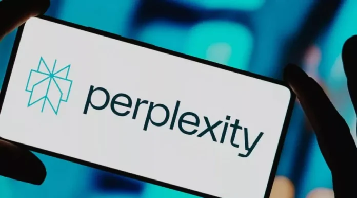 مدیرعامل Perplexity میگوید مرورگر این شرکت تمام فعالیتهای آنلاین کاربران را رهگیری میکند