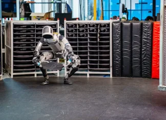 هیوندای دهها هزار ربات انساننمای اطلس از بوستون داینامیکس خریداری میکند