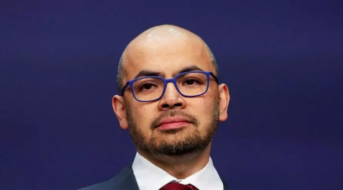 مدیرعامل دیپمایند گوگل: نوجوانان باید در هوش مصنوعی مثل نینجاها ماهر شوند