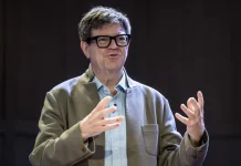 دانشمند ارشد متا ایده مشارکت در توسعه یک هوش مصنوعی متنباز برای کل جهان را مطرح کرد