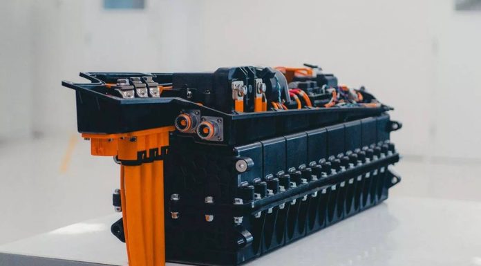 شارژ کامل فقط در ۱۸ ثانیه؛ باتری جدید خودروهای برقی معرفی شد