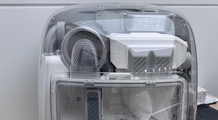 رونمایی از جاروبرقی رباتیک DJI Romo: طراحی شفاف و ناوبری پیشرفته