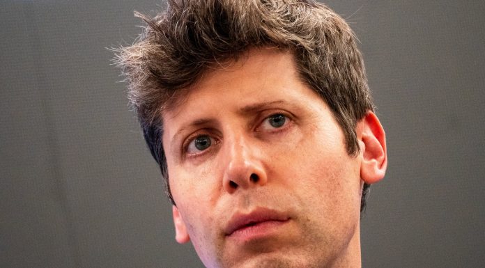 استارتاپ Merge Labs سم آلتمن: آینده رابطهای مغز و رایانه غیرتهاجمی